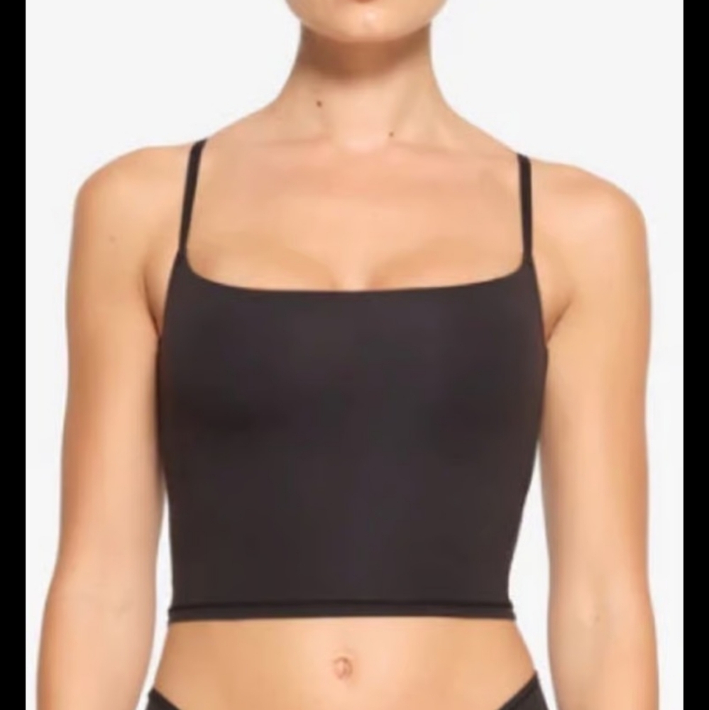 SKIMS FITS EVERYBODY CROPPED CAMI ONXY-XS